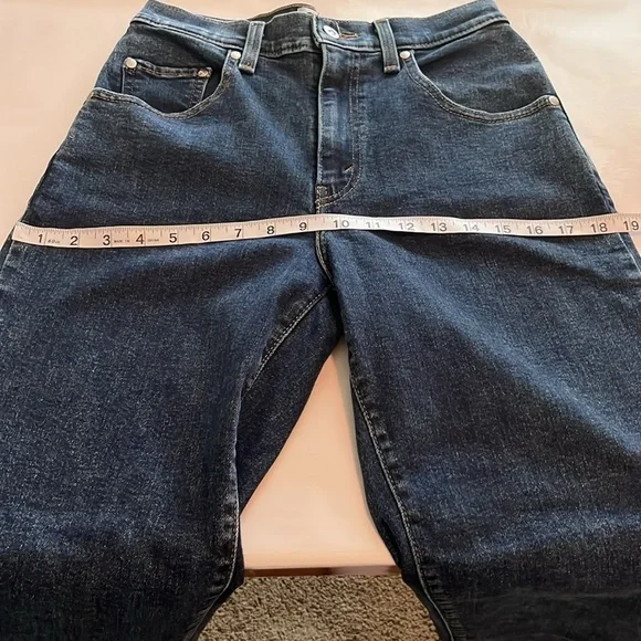 Levi’s Silver Tab Mom Jean Relaxed Fit High Rise Size 27 - Picture 5 of 16